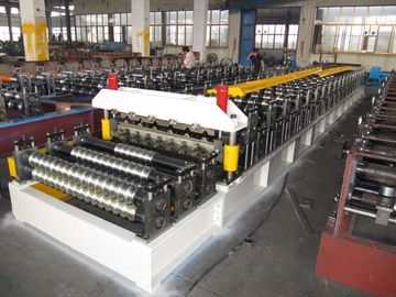 中国 二重層は鎖によって機械 5.5KW を形作るロールを波形を付けました サプライヤー