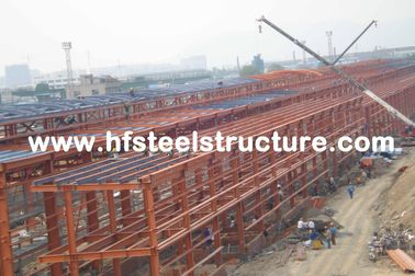 中国 広いスパンの産業鋼鉄建物ライト鉄骨構造の建物 サプライヤー