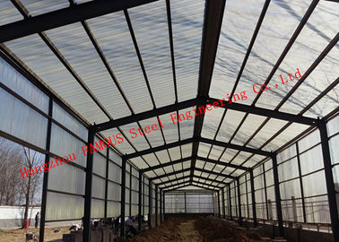 中国 プレハブの鉄骨構造の養鶏場は養鶏場の建物および畜産農場の建物のために取除きました サプライヤー