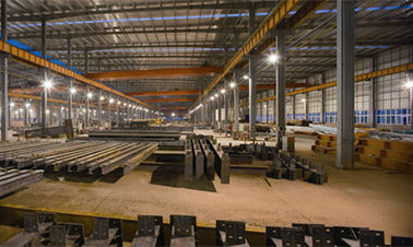 中国 金属の構造フレームは産業研修会の倉庫のための植物を作りました サプライヤー