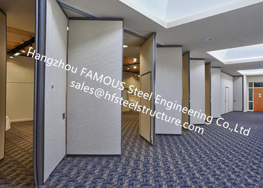 中国 ポリ塩化ビニールのパネルの折れ戸の会議室のための防音の滑走のアコーディオンの仕切りのドア サプライヤー