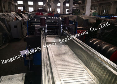 中国 カスタマイズされた電流を通された鋼鉄DeckingシートComflor 80 60 210同等の合成の金属の橋床 サプライヤー