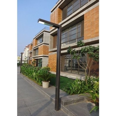 中国 10のFTの街灯柱鋼鉄街灯柱の金属の印ポストおよびサポート サプライヤー