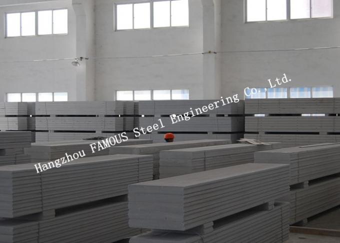 防音の絶縁されたプレキャストされたFASECのプレハブ-鋼鉄モジュラー家の壁システムのためのIのパネル 0