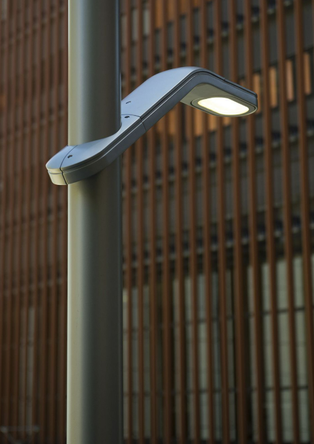統合されたLED街灯柱の外部照明のポーランド人の正面ライト ポスト 1
