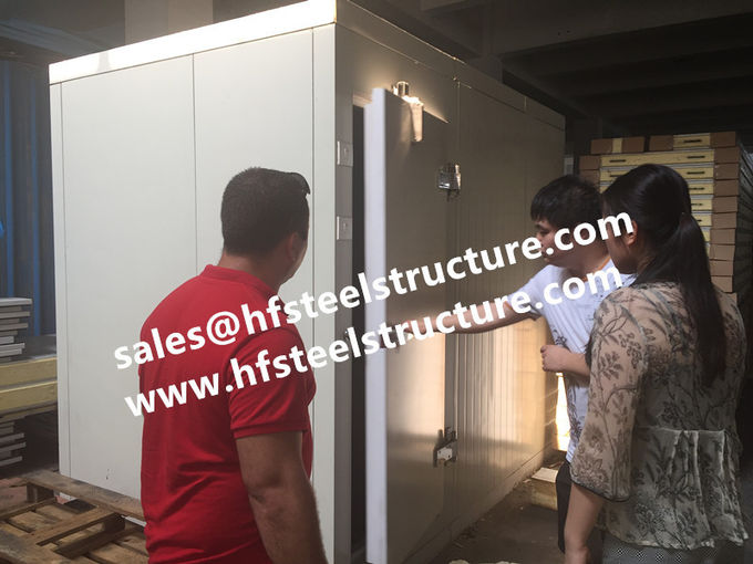 冷蔵室の絶縁された冷蔵室のパネル、鋼鉄建物の冷蔵室の壁パネルの歩行 1
