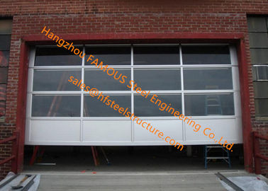 中国 モーターを備えられたアルミニウムによって絶縁される緩和されたガラスの外形図の頭上式のガレージのドア サプライヤー