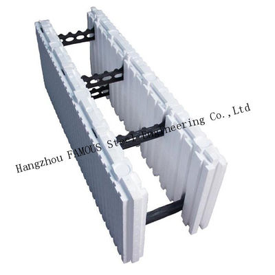 中国 典型的なアセンブリを一直線に並べている温室の自己は形態のICFsの具体的な壁BuildBlocksを絶縁した サプライヤー