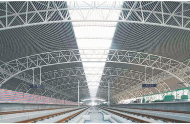 中国 プレハブの現代産業鋼鉄建物、広いスパンの駅の管のトラス サプライヤー