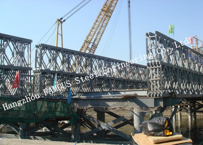 場所の取付けを高く上げるHD200倍の列のデッキのタイプ モジュラー鋼鉄ベイリー橋 0